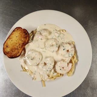Shrimp Fettuccine Alfredo with Salad and Garlic Bread